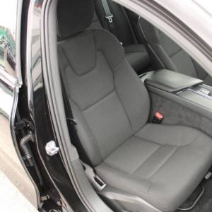 Volvo V60 Karavan 2.0D B4 AUTOMATIK *LED,NAVIGACIJA,KAMERA*