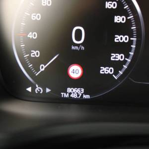Volvo V60 Karavan 2.0D B4 AUTOMATIK *LED,NAVIGACIJA,KAMERA*