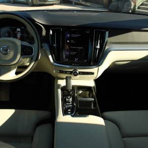 Volvo V60 T6 AWD Recharge Inscription *LED, NAVIGACIJA, KAMERA*