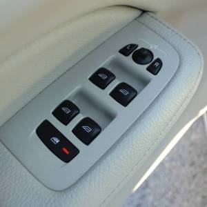 Volvo V60 T6 AWD Recharge Inscription *LED, NAVIGACIJA, KAMERA*
