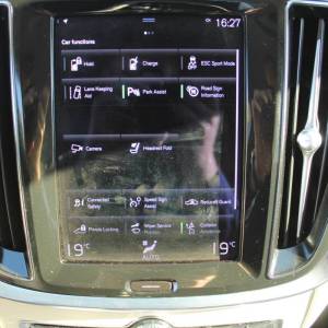 Volvo V60 T6 AWD Recharge Inscription *LED, NAVIGACIJA, KAMERA*