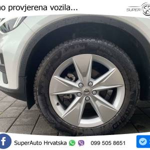 Volvo XC40 1.5 T2 Aut. Core 129 KS, KAM+LED+VIRT+NAVI+ASIST