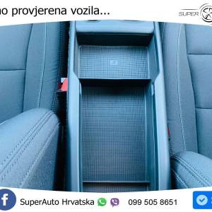 Volvo XC40 1.5 T5 Aut. Recharge 261 KS, ACC+LED+KAM+GR SJED+VIRT+ASIST