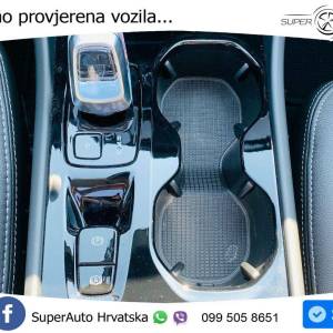 Volvo XC40 2.0 B3 Aut. Plus Dark 163 KS, ACC+KAM+LED+GR SJED+PANO+VIRT+ASIST