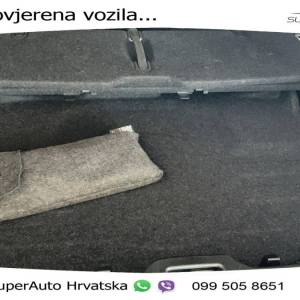 Volvo XC40 2.0 B3 Aut. Plus Dark 163 KS, ACC+LED+360+GR SJED+VIRT+PANO