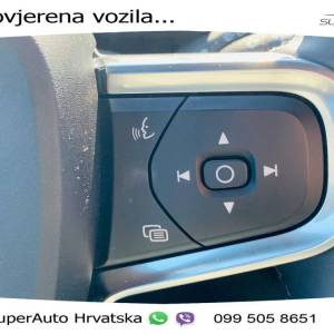Volvo XC40 2.0 B3 Aut. Plus Dark 163 KS, ACC+LED+360+GR SJED+VIRT+PANO