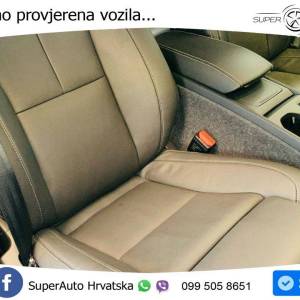 Volvo XC40 2.0 B3 Aut. Plus Dark 163 KS, ACC+LED+360+GR SJED+VIRT+PANO
