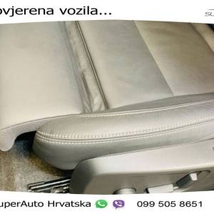 Volvo XC40 2.0 B3 Aut. Plus Dark 163 KS, ACC+LED+360+GR SJED+VIRT+PANO