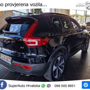 Volvo XC40 2.0 B4 Aut. Ultra Dark 197 KS, ACC+LED+360+GR SJED+PANO+VIRT