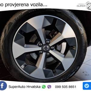Volvo XC40 2.0 B4 Aut. Ultra Dark 197 KS, ACC+LED+360+GR SJED+PANO+VIRT