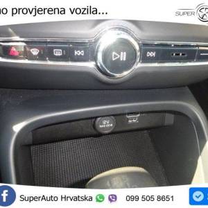 Volvo XC40 T2 1.5 Momentum Core 129 KS, LED+TEMP+GR SJED+KAM+VIRT