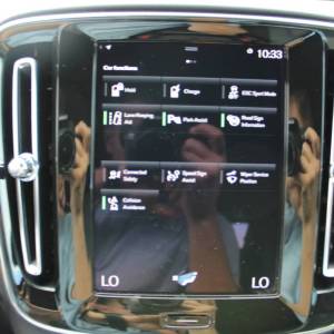 Volvo XC40 T4 Plug-in Hybrid AUTOMATIK *LED, NAVIGACIJA, KAMERA*