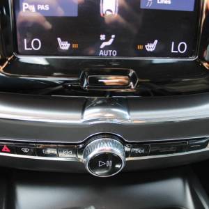 Volvo XC60 2.0D AUTOMATIK *LED, NAVIGACIJA, KAMERA*