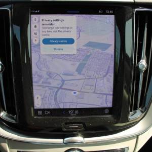 Volvo XC60 B4 2.0D AUTOMATIK *LED, NAVIGACIJA, KAMERA*