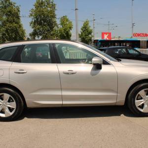 Volvo XC60 B4 2.0D AUTOMATIK *LED, NAVIGACIJA, KAMERA*