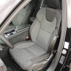 Volvo XC60 B4 2.0D AUTOMATIK *LED, NAVIGACIJA, KAMERA*