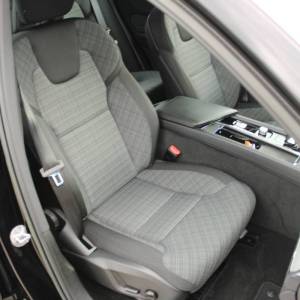 Volvo XC60 B4 2.0D AUTOMATIK *LED, NAVIGACIJA, KAMERA*