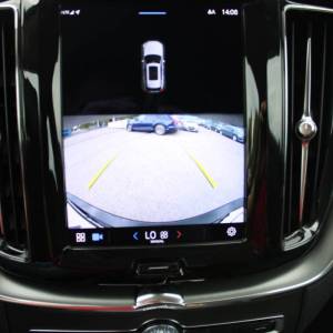Volvo XC60 B4 2.0D AUTOMATIK *LED, NAVIGACIJA, KAMERA*