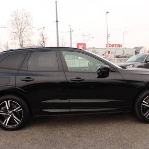 Volvo XC60 B4 2.0D AWD R-Design AUTOMATIK *LED, NAVIGACIJA, KAMERA*