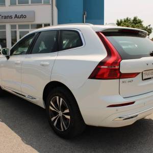 Volvo XC60 T6 Recharge AWD AUTOMATIK *PANORAMA, LED, NAVIGACIJA, KAMERA*