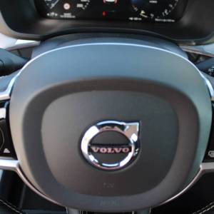 Volvo XC60 T8 Recharge AWD R-Design *PANORAMA, LED, NAVIGACIJA*