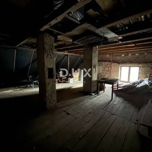 VRATA, FUŽINE - Kuća (302m2) s garažom, 3100m2 okućnice na odličnoj poziciji