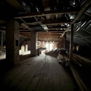 VRATA, FUŽINE - Kuća (302m2) s garažom, 3100m2 okućnice na odličnoj poziciji