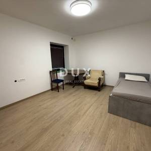VRATA, FUŽINE - Kuća (302m2) s garažom, 3100m2 okućnice na odličnoj poziciji