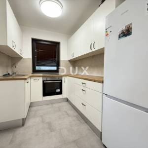 VRATA, FUŽINE - Kuća (302m2) s garažom, 3100m2 okućnice na odličnoj poziciji
