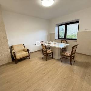 VRATA, FUŽINE - Kuća (302m2) s garažom, 3100m2 okućnice na odličnoj poziciji