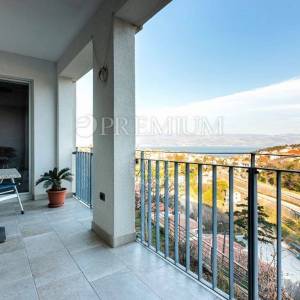 Vrbnik, novouređeni apartman s lijepim pogledom na more!