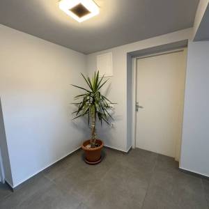 Vrbovec Centar, samostojeća kuća 330 m2, adaptirana 2022. ideealna za obitelj ili investiciju