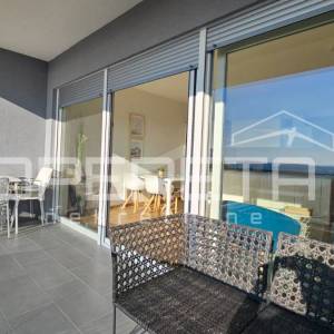 VRSI – Moderan apartman s pogledom na more, 150 m od plaže