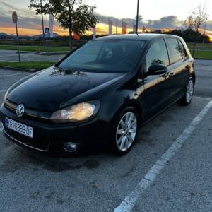 VW Golf 6 2.0 TDI Highline - Vlasnik 9 god. - Registriran godinu dana