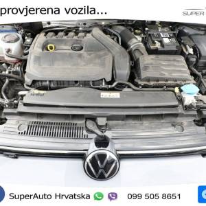 VW Golf 8 Variant 1.5 eTSI DSG R-Line 150 KS, LED+ACC+GR SJED+KAM+PANO+PDC