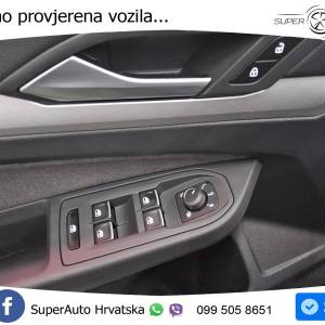 VW Golf 8 Variant 2.0 TDI DSG Life 150 KS, ACC+KAM+GR SJED+HEAD+VIRT+ASIST