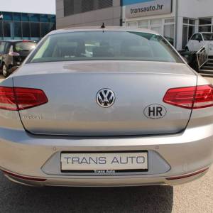 VW Passat 1.6 TDi DSG Comfortline *NAVIGACIJA, KAMERA*
