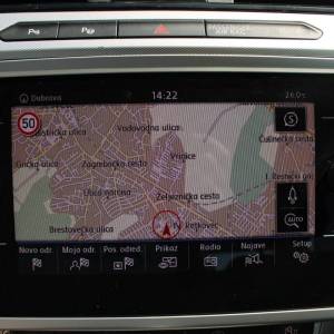 VW Passat 1.6 TDi DSG Comfortline *NAVIGACIJA, KAMERA*