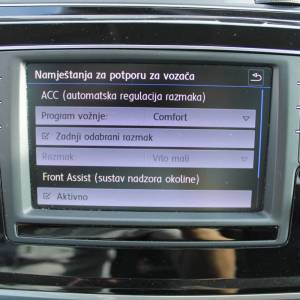 VW Touran 1.6 TDi DSG *NAVIGACIJA*