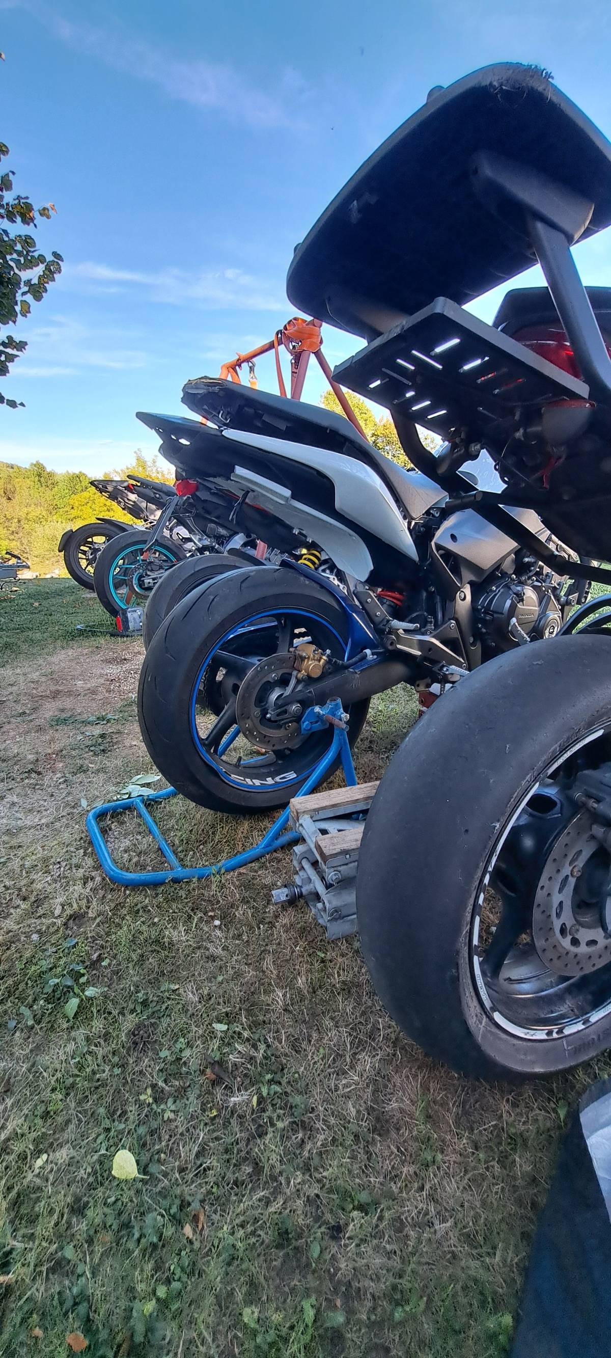 Yamaha honda kawasaki ducati dijelovi