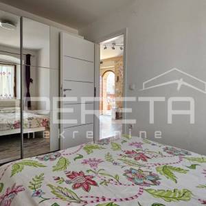 Zadar, Arbanasi – Kuća s bazenom i 6 studio apartmana