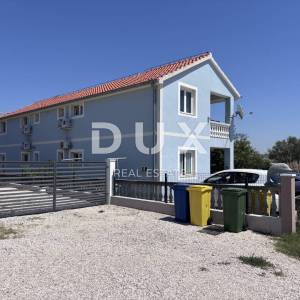 ZADAR, BIBINJE - Apartmanska kuća 150 m od mora