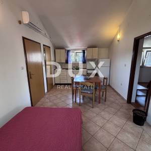 ZADAR, BIBINJE - Apartmanska kuća 150 m od mora