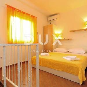 ZADAR, BIBINJE - apartmanska kuća u blizini plaže
