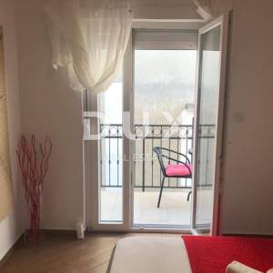 ZADAR, BIBINJE - apartmanska kuća u blizini plaže