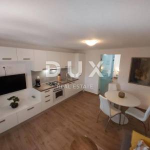 ZADAR, BIBINJE - apartmanska kuća u blizini plaže