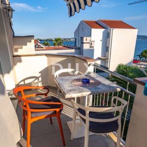 ZADAR, BIBINJE - apartmanska kuća u blizini plaže