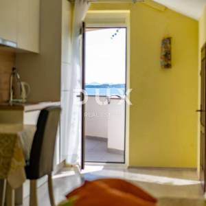 ZADAR, BIBINJE - apartmanska kuća u blizini plaže
