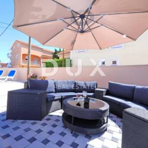 ZADAR, BIBINJE - predivna apartmanska vila u blizini plaže