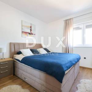 ZADAR, BIBINJE - Prekrasna vila s bazenom